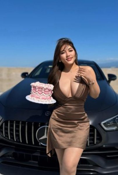 Jesika Dubai Escort Girl