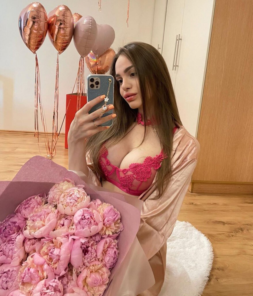 Kamila Dubai Independent Escort