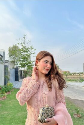 Sexy Unforgettable Escort Annu