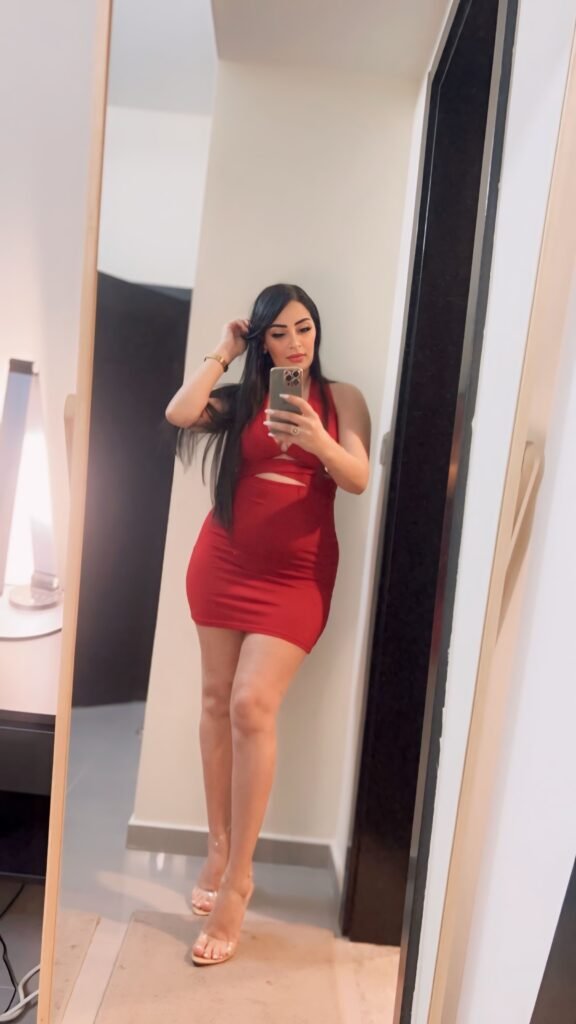 Sexy Escort Maya Business Bay