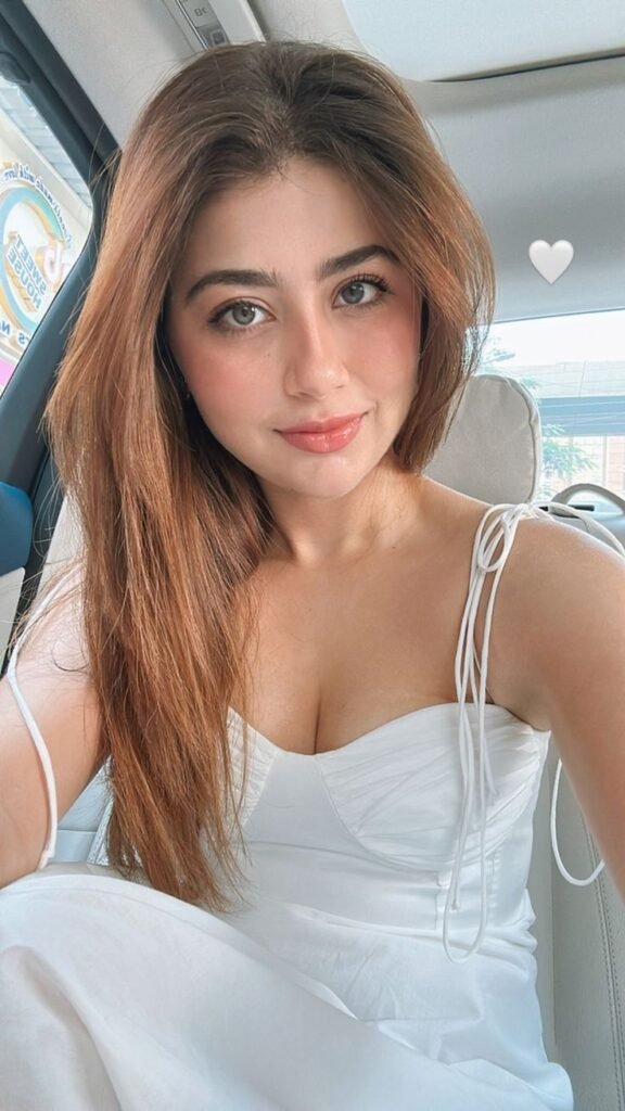 Aleeza Khan